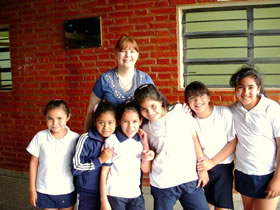 Conferencia sobre Adicciones en Escuela Salobreña, Yerba Buena